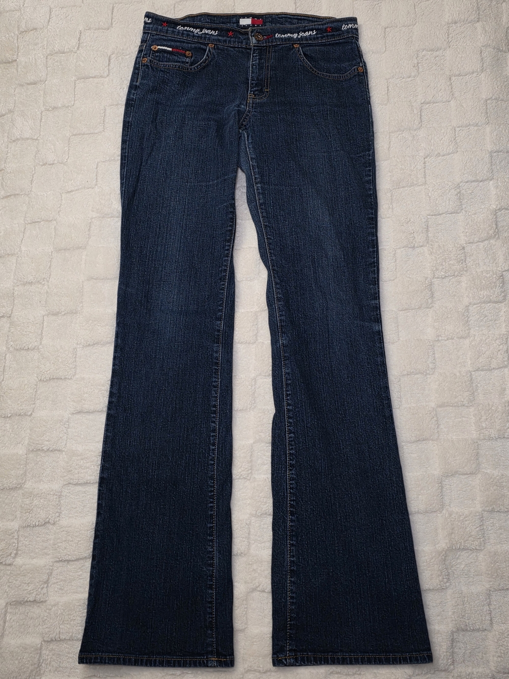 VINTAGE (9/2002) TOMMY HILFIGER EMBROIDERED LOGO WAISTBAND JEAN DARK WASH SIZE 5
